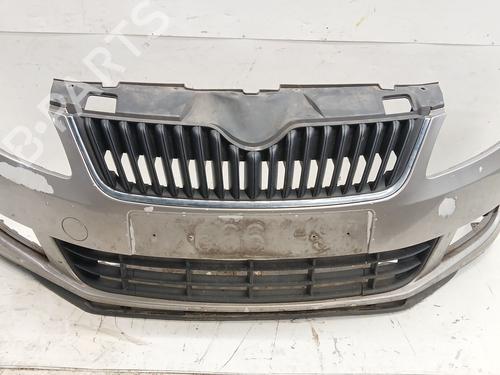 Used Front bumper Front bumper SKODA ROOMSTER Praktik (5J) 1.6 TDI (90 hp) 35812954 35812954
