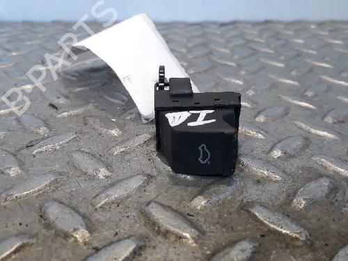 Used Switch SKODA SUPERB I (3U4) [2001-2008]  14235834