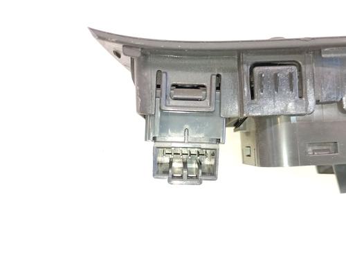 Left front window switch VOLVO V40 Hatchback (525) D2 | BP37154694I27 - Image 4