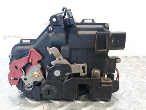 Türschloss links hinten AUDI A4 B6 Avant (8E5) 1.8 T quattro (150 hp) 5884248