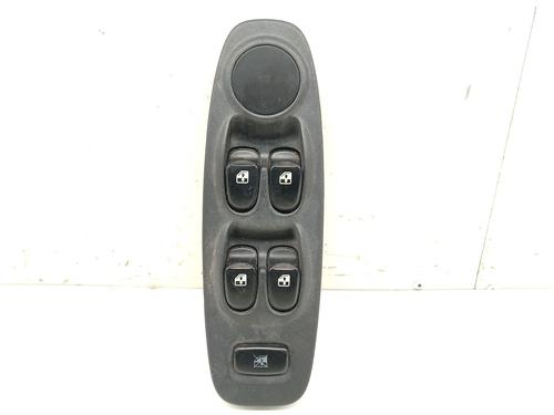 Used Left front window switch HYUNDAI ACCENT II (LC) 1.3 (86 hp) 29473586