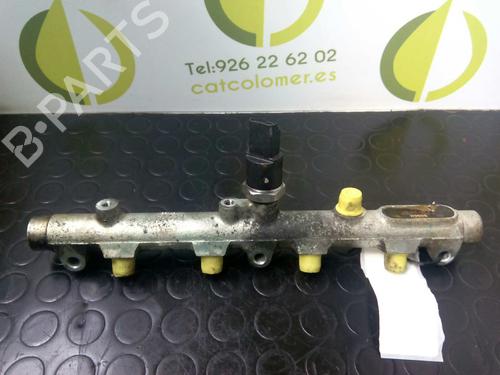 Used Injection rail CITROËN C5 I (DC_) [2001-2005]  3080026