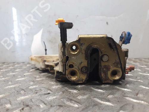 Used Front left lock NISSAN ALMERA II Hatchback (N16) 2.2 Di (110 hp) 3553561