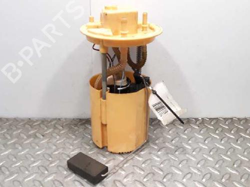 Used Fuel pump FIAT GRANDE PUNTO (199_) 1.3 D Multijet (199.AXD11, 199.AXD1A, 199.AXD1B,... (90 hp) 3079944