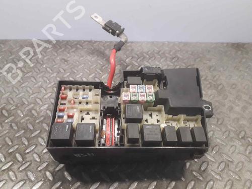 Used Fuse box VOLVO S40 II (544) 2.0 D (136 hp) 16871803