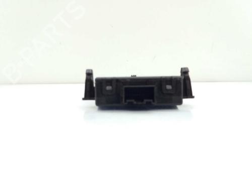 Used Switch Switch VW GOLF V (1K1) 1.9 TDI (105 hp) 3544968 3544968