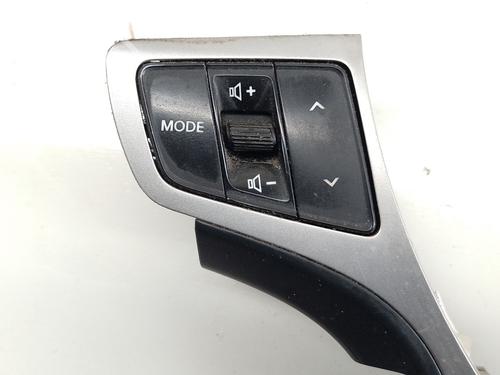 Steering wheel controls HYUNDAI i40 I CW (VF) 1.7 CRDi | BP29285286E15 