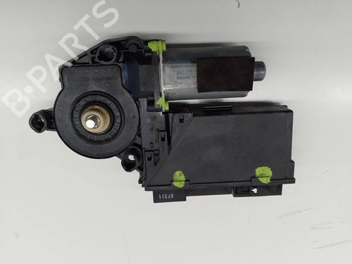 Used Right rear window motor AUDI A8 D3 (4E2, 4E8) 3.7 quattro (280 hp) 19168470