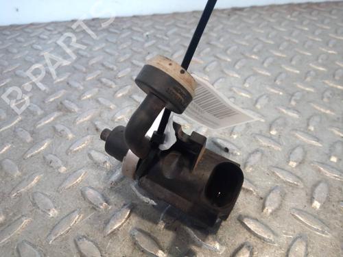 Used Vacuum pump VW TOUAREG (7LA, 7L6, 7L7) 5.0 V10 TDI (313 hp) 13541813