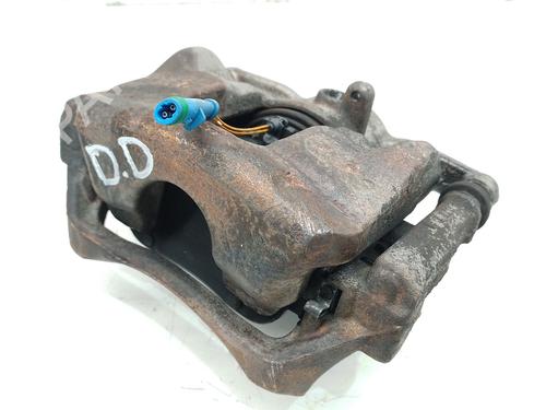 right-front-brake-caliper-mercedes-benz-b-class-sports-tourer-w246-w242-2011-2012-2013-2014-2015-2016-2017-2018-35904098 main image