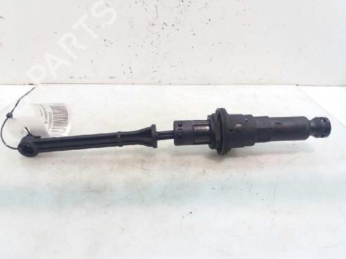 Used Clutch slave cylinder RENAULT LAGUNA III (BT0/1) [2007-2015]  14230772