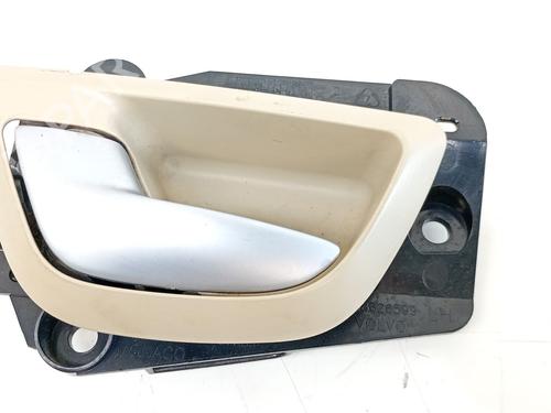 Used Front left interior door handle Front left interior door handle 37154660 37154660