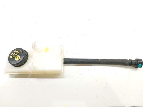 Used Brake fluid reservoir Brake fluid reservoir 39560292 39560292