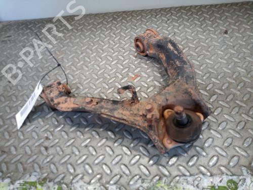 Used Right front suspension arm MITSUBISHI PAJERO III (V7_W, V6_W) [1999-2007]  9759713