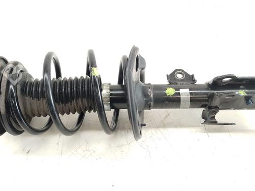 Used Right front shock absorber TOYOTA AURIS (_E15_) 2.0 D-4D (ADE150_, ADE150R) (126 hp) 29506081