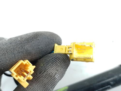 Seat buckle MERCEDES-BENZ M-CLASS (W164) ML 300 CDI 4-matic (164.121) | BP32477357I32 