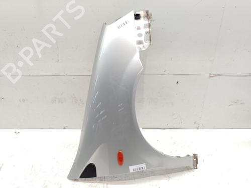 Used Right front fenders NISSAN ALMERA TINO (V10) 2.2 dCi (115 hp) 24105033