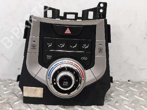 Used Climate control HYUNDAI ELANTRA V Saloon (MD, UD) [2010-2017]  3122462