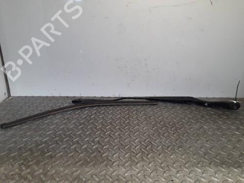 Used Front windshield wiper arm NISSAN QASHQAI / QASHQAI +2 I (J10, NJ10, JJ10E) [2006-2014]  15560820