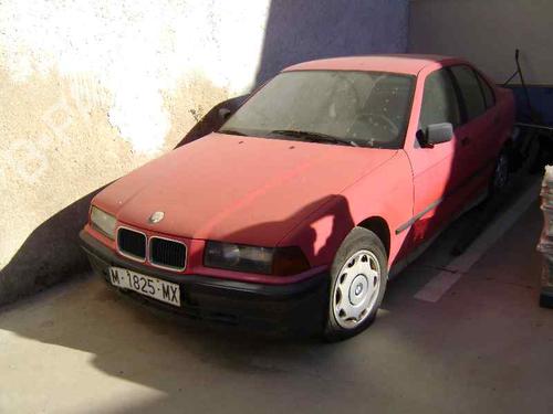 BMW 3 (E30) [1982-1992]  255343