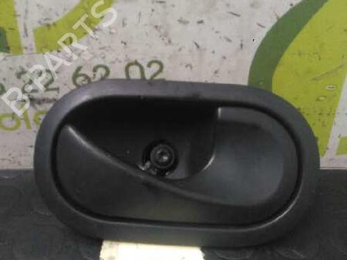Used Front right interior door handle RENAULT MEGANE II (BM0/1_, CM0/1_) 1.5 dCi (BM02, BM13, BM2A, CM02, CM13) (101 hp) 3221122