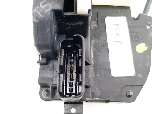 Front left lock HYUNDAI i30 (FD) 1.4 | BP37219437C98 - Image 4