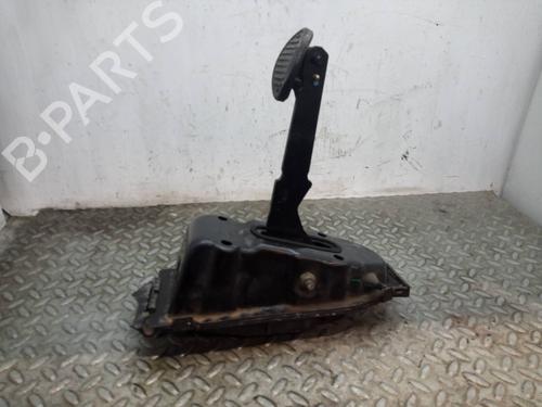 Used Break pedal SMART FORTWO Coupe (450) 0.7 (450.352, 450.332) (61 hp) 16298359