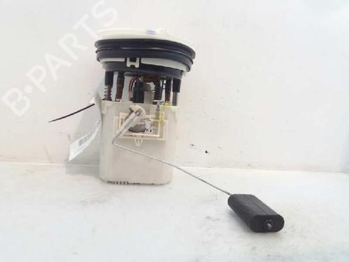 Used Fuel pump FORD FIESTA VI (CB1, CCN) [2008-2017]  4682690