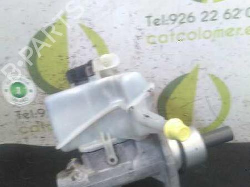 Used Brake master cylinder VW GOLF III (1H1) 1.9 TDI (110 hp) 3077490