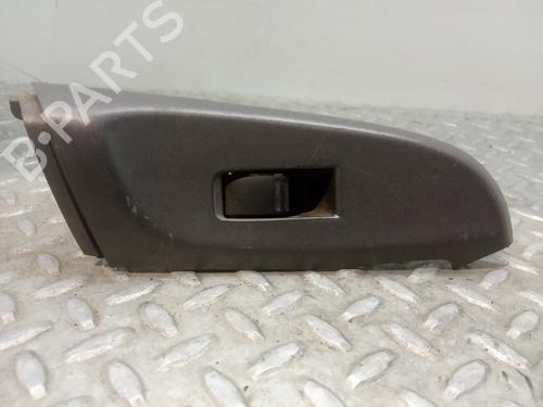 Right rear window switch NISSAN ALMERA II (N16) 2.2 Di (110 hp) 3044582