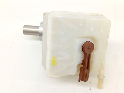 Brake master cylinder CITROËN BERLINGO MULTISPACE (B9) 1.6 HDi 75 16V | BP37494803M77 - Image 4