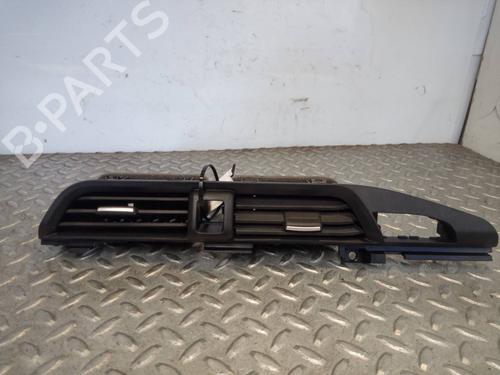 Air vent NISSAN MICRA V (K14) 1.0 IG-T (92 hp) 13616304