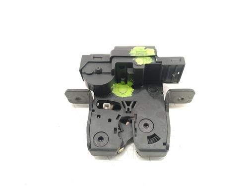 Used Tailgate lock NISSAN MICRA III (K12) 1.5 dCi (82 hp) 24152154
