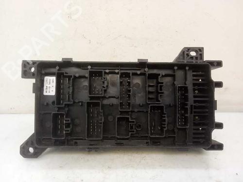 Sikringsdåse KIA SORENTO I (JC)  | BP4721988E1 