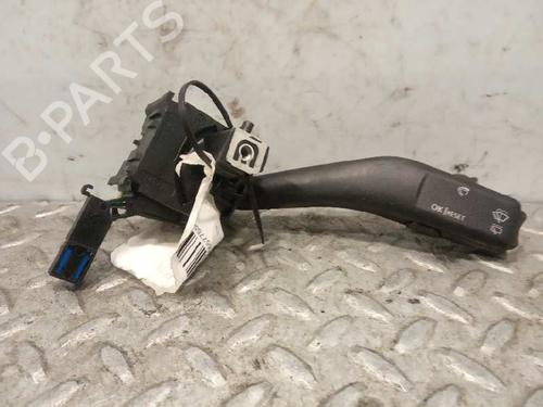 Used Steering column stalk SEAT LEON (1P1) [2005-2013]  3053930