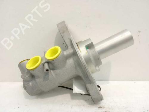 Used Brake master cylinder NISSAN QASHQAI II SUV (J11, J11_) [2013-2025]  4633539