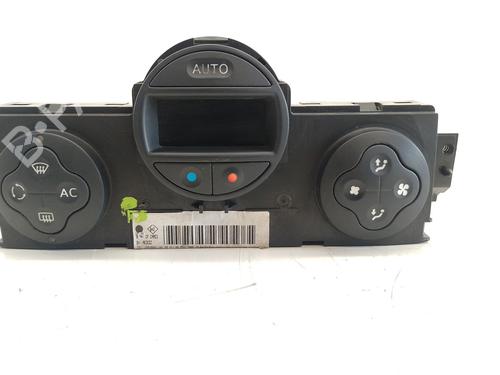 Used Climate control RENAULT MEGANE II Saloon (LM0/1_) 1.5 dCi (LM02, LM13, LM2A) (101 hp) 27204728