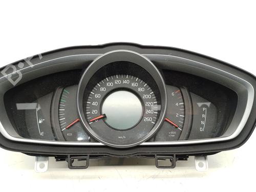 Used Instrument cluster Instrument cluster VOLVO V40 Cross Country (526) D2 (120 hp) 36304072 36304072
