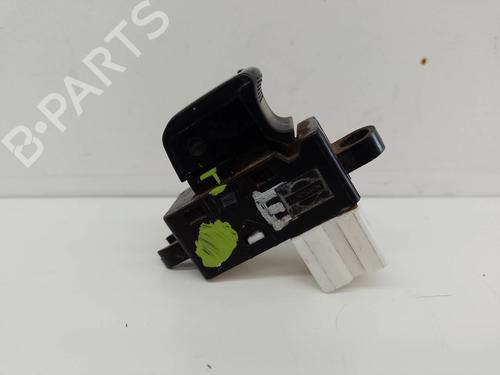 Used Right front window switch NISSAN CABSTAR [2006-2012]  18066157