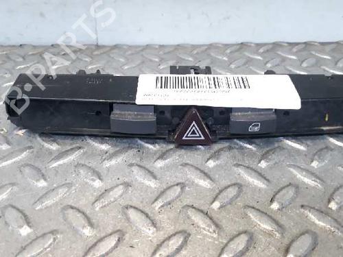 Used Warning switch OPEL ASTRA H Estate (A04) [2004-2014]  7795253
