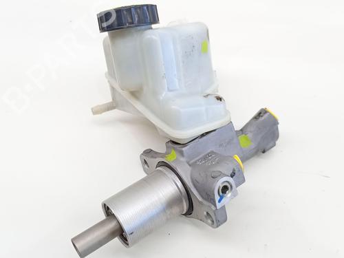 Used Brake master cylinder Brake master cylinder MERCEDES-BENZ C-CLASS (W204) C 180 CGI (204.049) (156 hp) 39173942 39173942