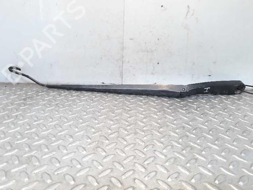 Used Front windshield wiper arm CHRYSLER GRAND VOYAGER V (RT) [2008-2011]  5110968