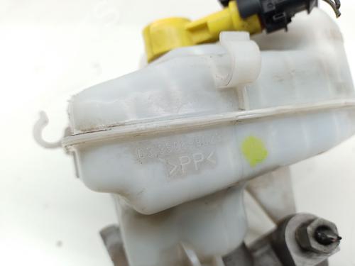 Brake master cylinder OPEL ASTRA J (P10) 1.6 CDTi (68) | BP35729002M77 - Image 2