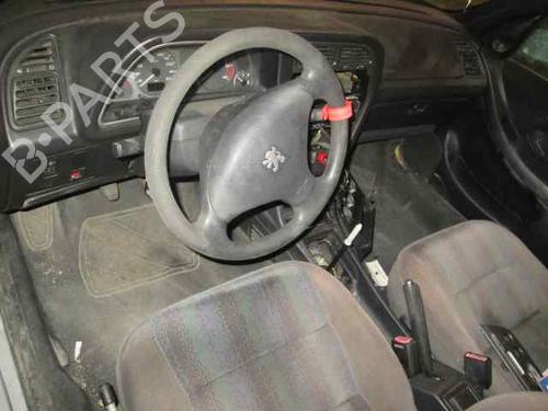 Right front steering knuckle PEUGEOT 306 Hatchback (7A, 7C, N3, N5)  | BP3057606M26 
