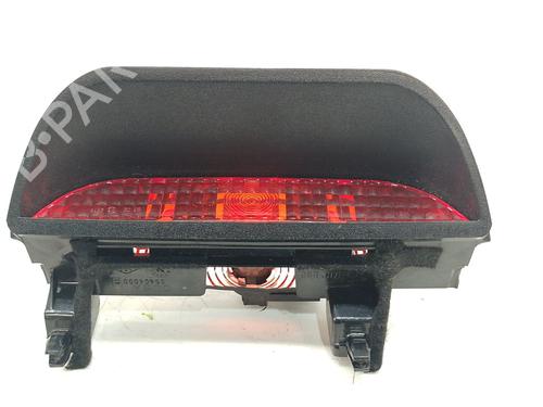 Used Third brake light Third brake light DACIA SANDERO 1.6 MPI 85 (BS03) (84 hp) 33704569 33704569