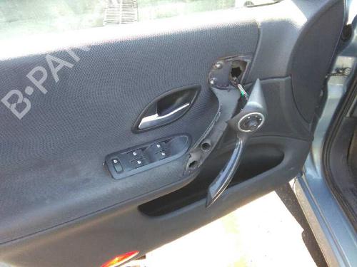 Venstre fortil invendig håndtag RENAULT LAGUNA II (BG0/1_)  | BP4981472I13 