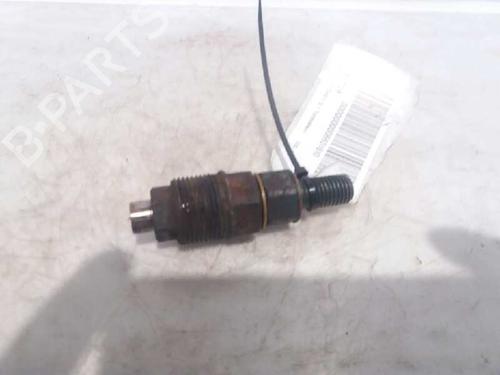 Used Injector OPEL MONTEREY A (M92) 3.1 TD (UBS69D, UBS69G) (114 hp) 4687700