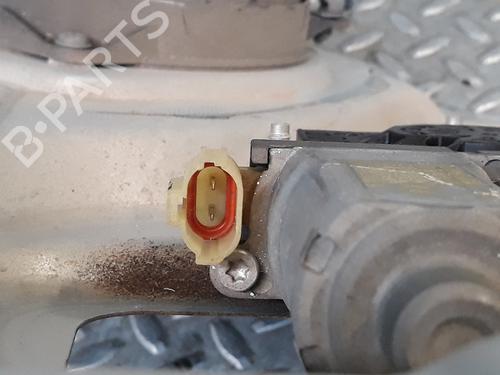 Front left window mechanism KIA SPORTAGE II (JE_, KM_) 2.0 CRDi | BP8215768C22 