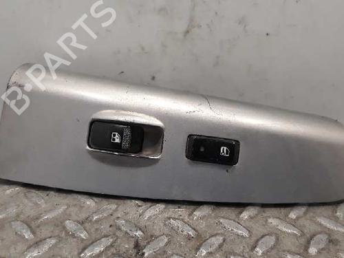 Used Right front window switch KIA SPORTAGE SUV (K00) [1994-2005]  7674923
