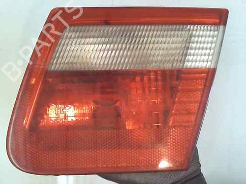 Right tailgate light BMW 3 (E46) 320 i (170 hp) 3044098